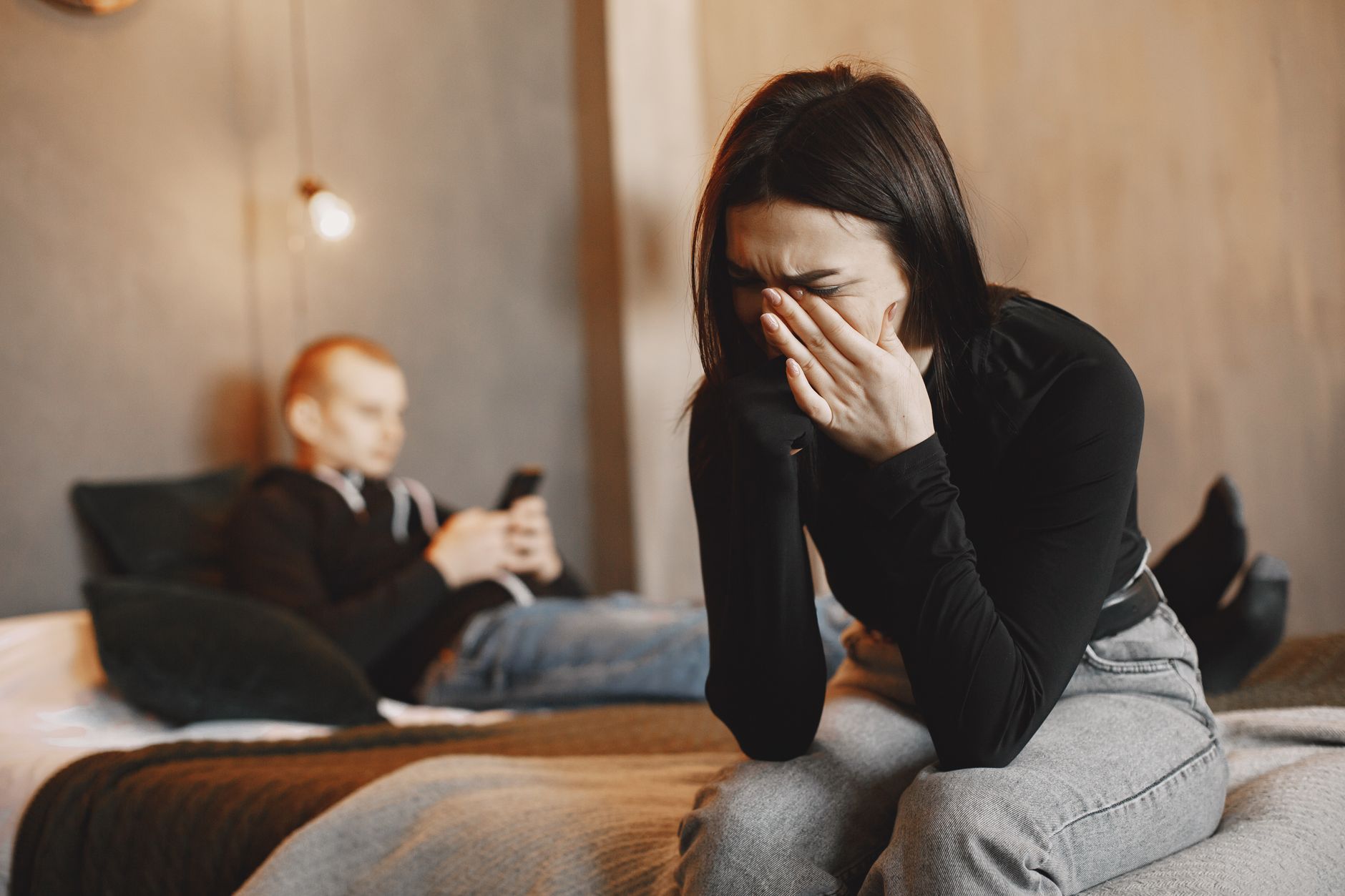 What Is Micro-Cheating? The Tiny Betrayals That Are Quietly Wrecking Your Relationship