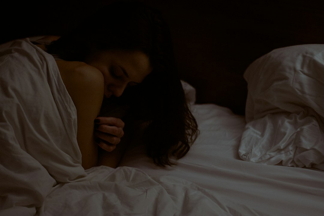 Quiet Masturbation Tips When You Need to Be Discreet: Your No-Guilt, No-Noise Guide