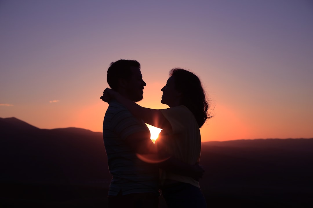 Common Relationship Problems & Solutions: What Nobody Warns You About Before You Fall in Love