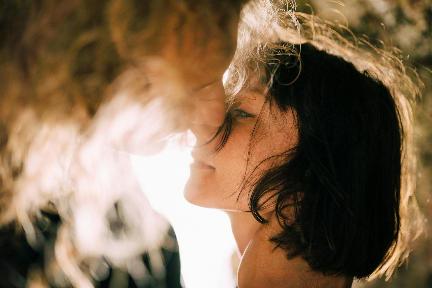 7 Signs of a Healthy Relationship: What Love Actually Looks Like in Real Life