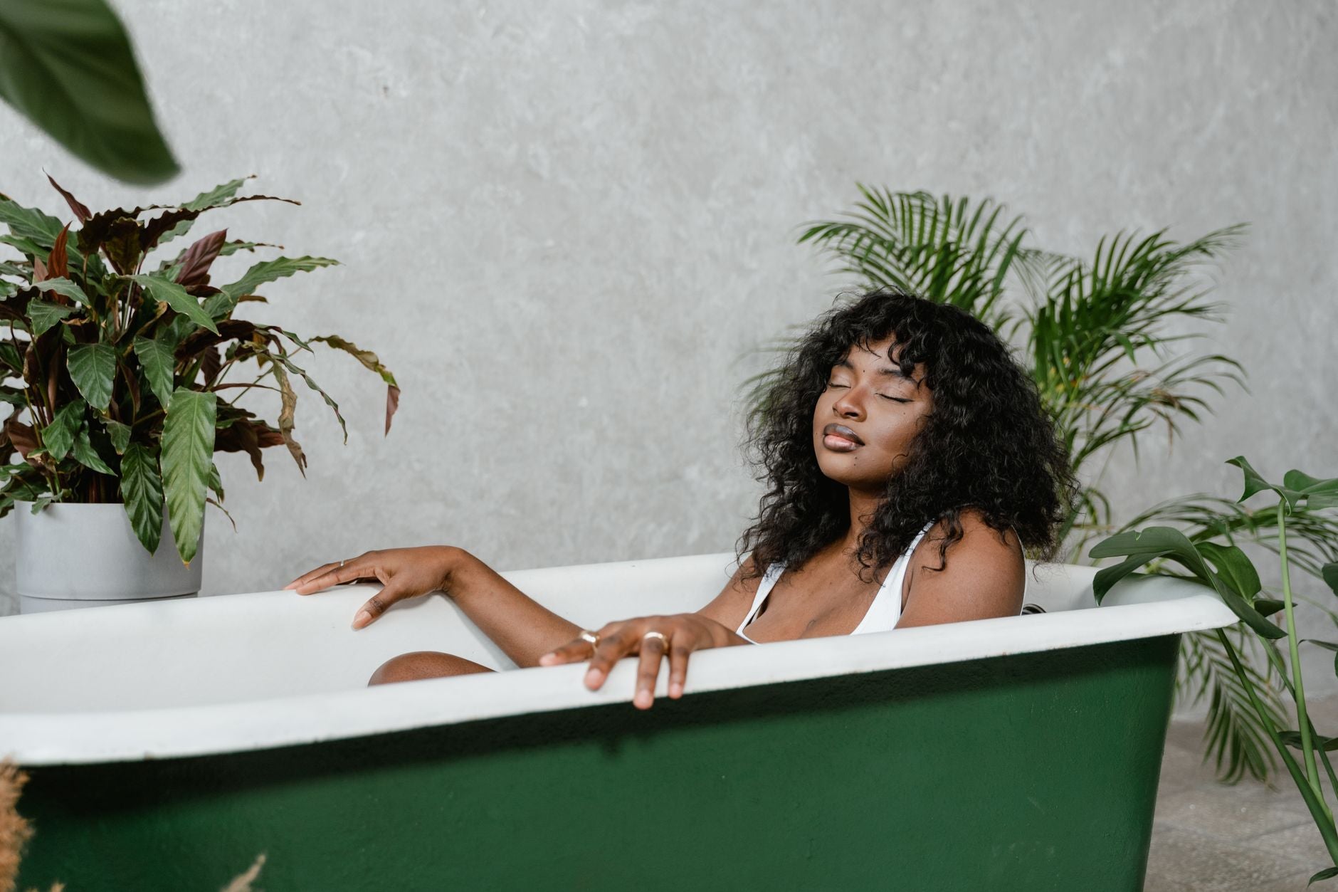 25 Affirmations for Sexual Healing & Self-Acceptance: Words That Actually Change Things